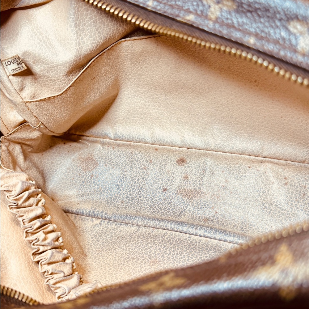 Louis Vuitton Brown and Gold Monogram Toiletry bag - Picture 7 of 15